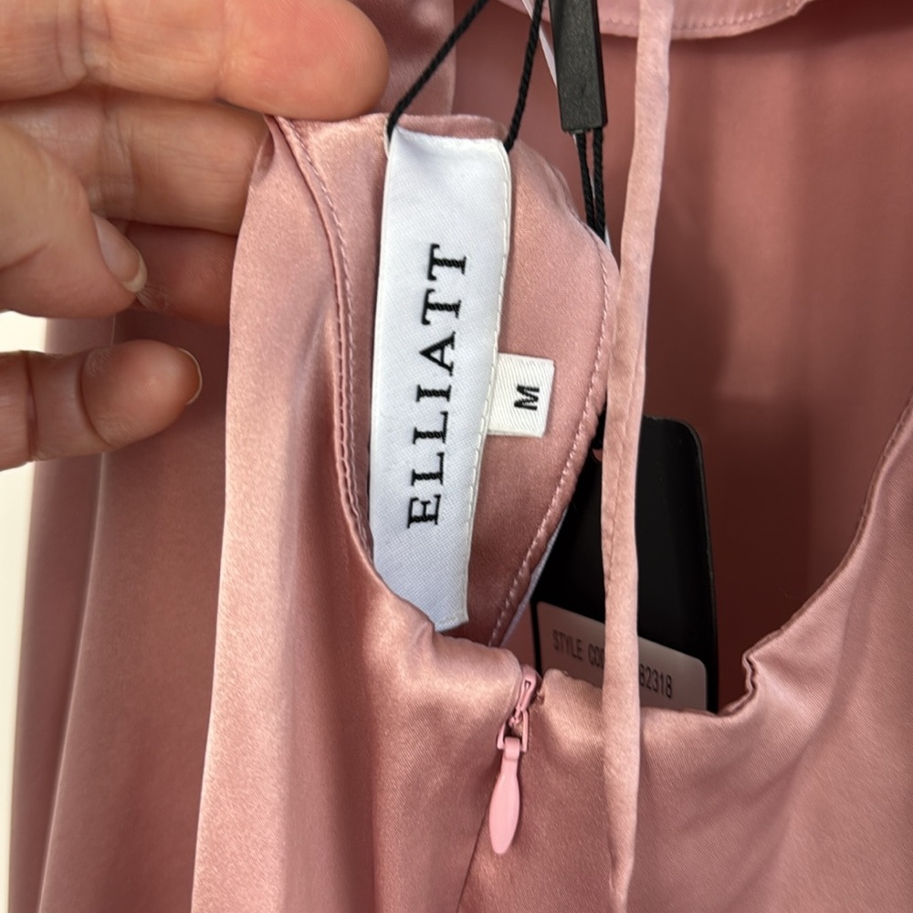 Elliatt Blush Long Satin Opulence Gown - Size Medium NWT - Picture 4 of 11